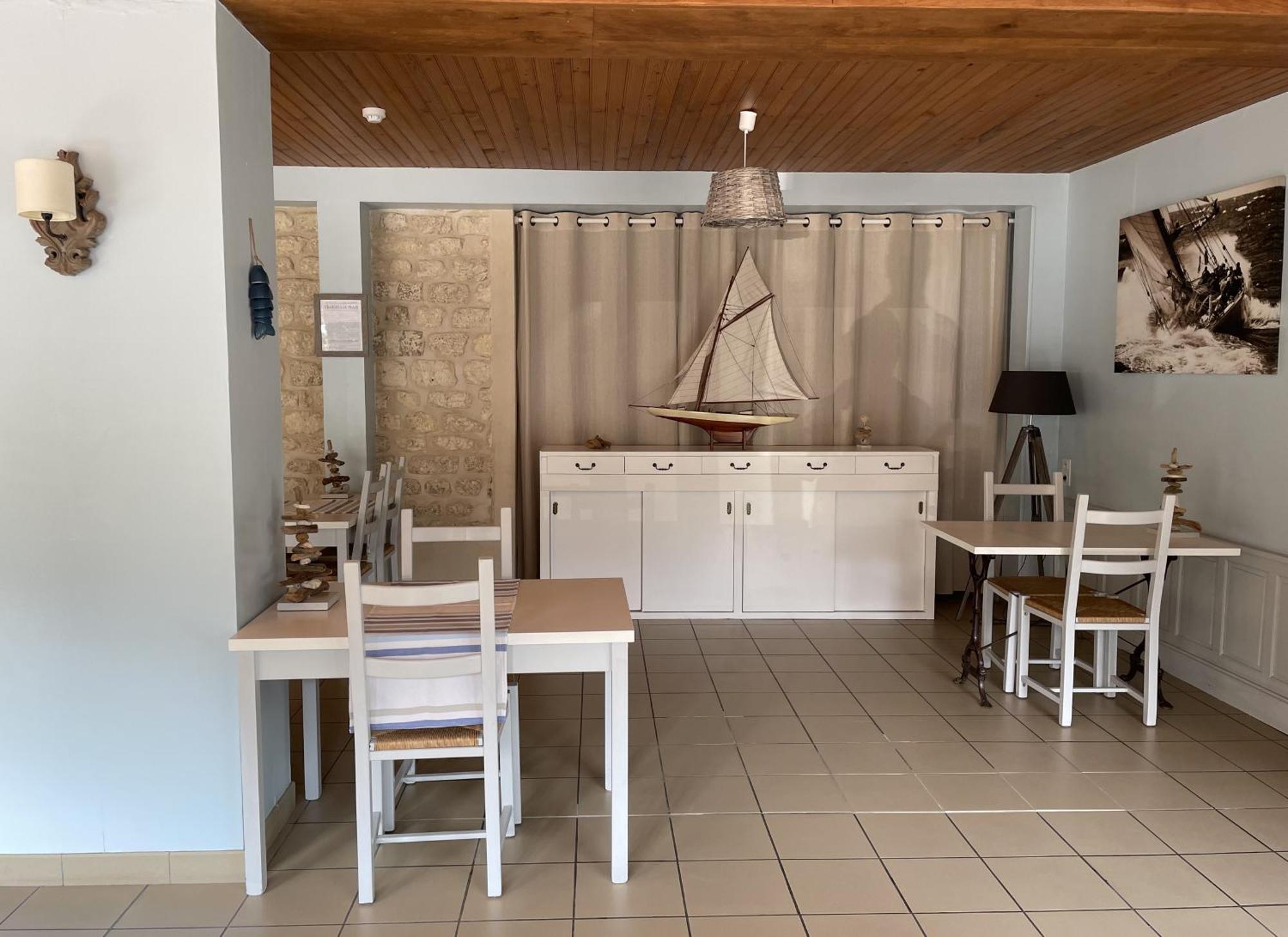 Hotel Le Vauban Merville-Franceville-Plage Zewnętrze zdjęcie