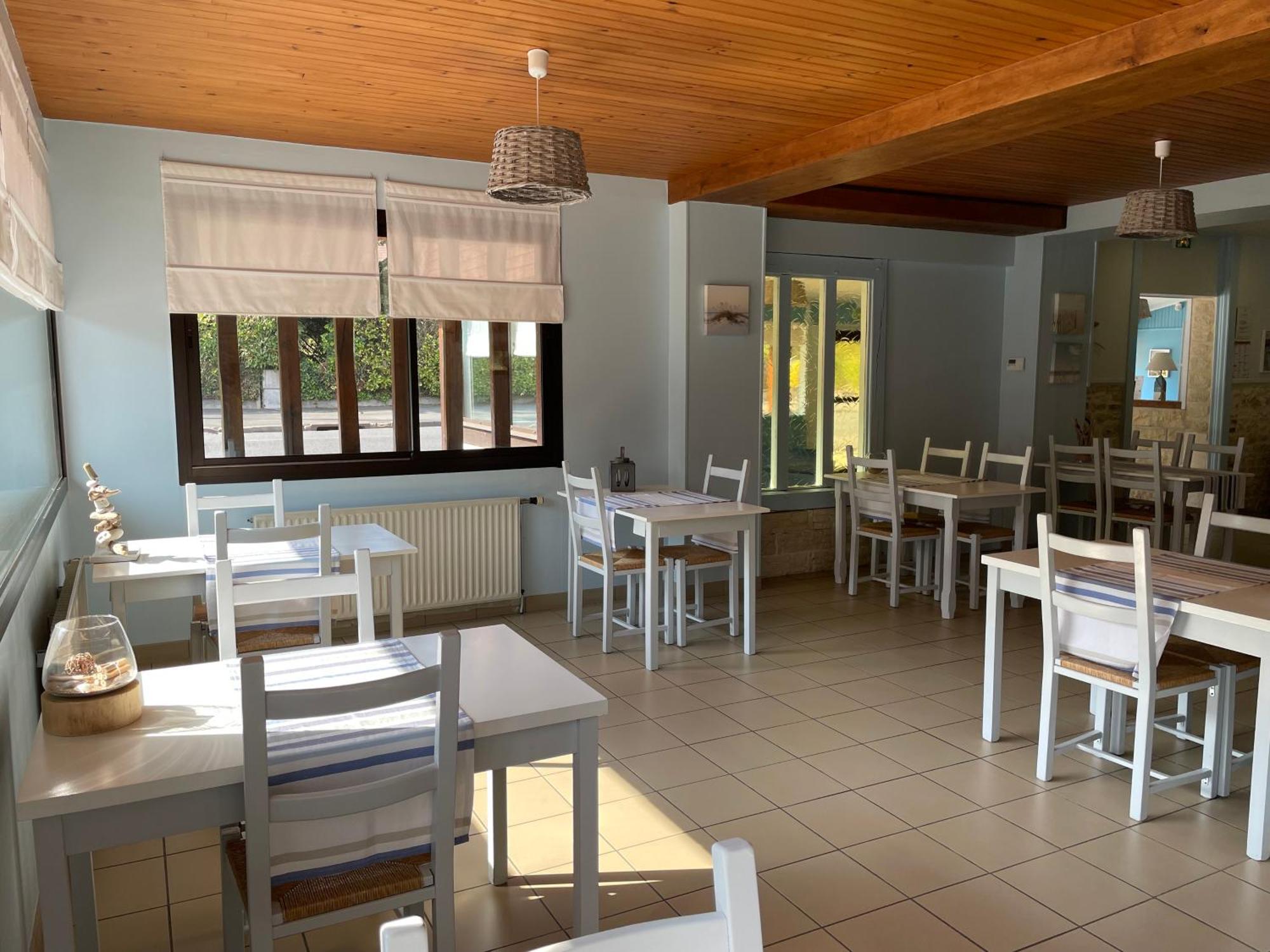 Hotel Le Vauban Merville-Franceville-Plage Zewnętrze zdjęcie