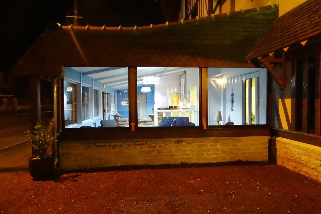 Hotel Le Vauban Merville-Franceville-Plage Zewnętrze zdjęcie