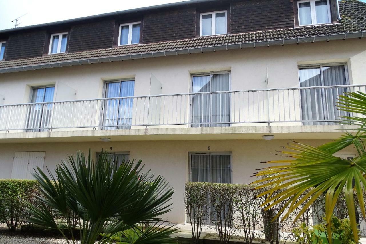 Hotel Le Vauban Merville-Franceville-Plage Zewnętrze zdjęcie
